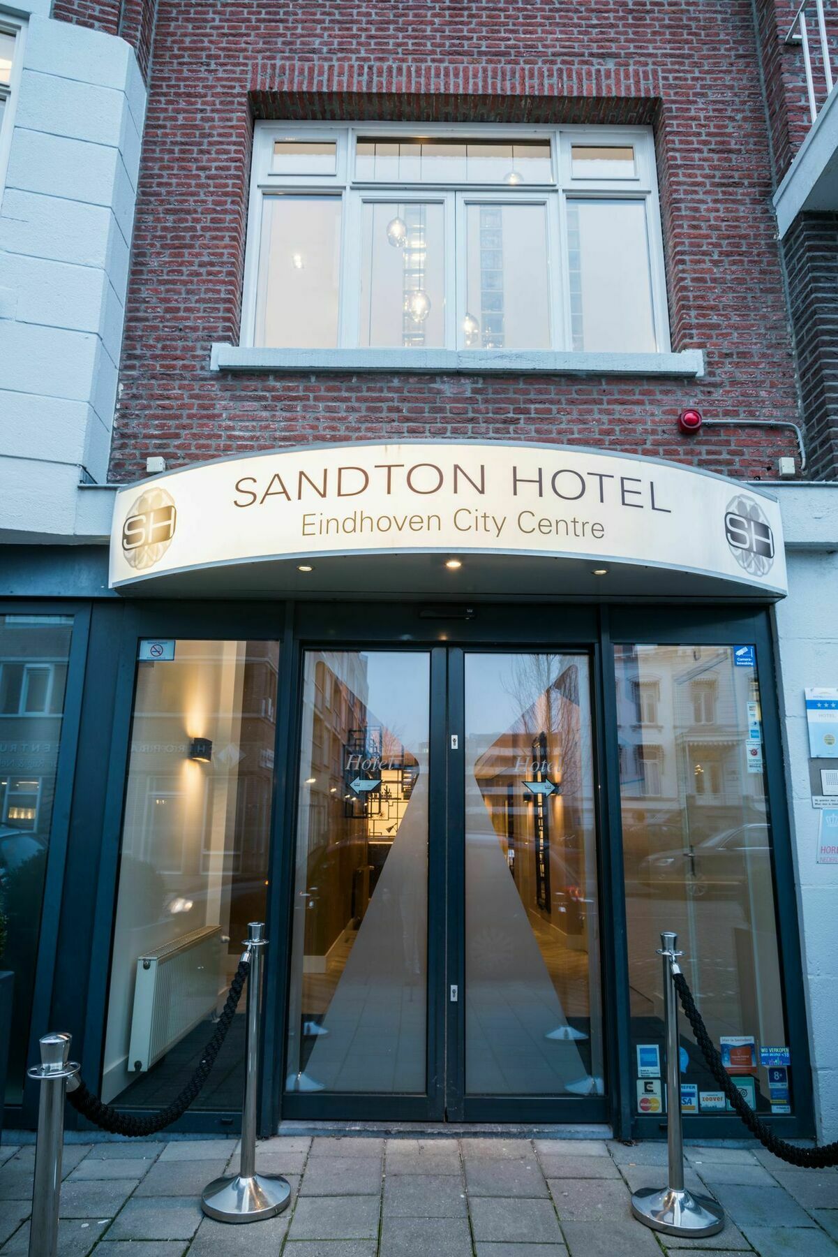 Sandton Eindhoven Centre מראה חיצוני תמונה